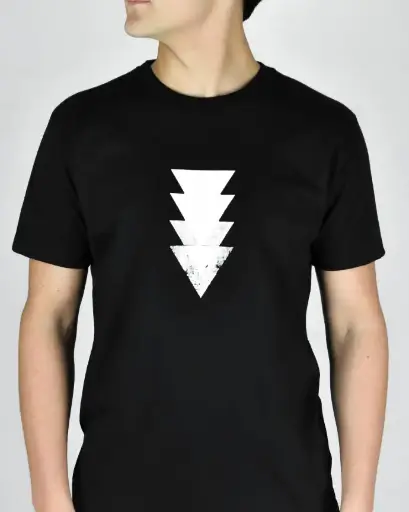Remera Mangas Cortas Algodón Estampa Arrow Job Booz Hombre 